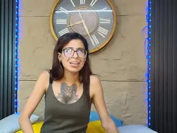 Chaturbate Adult Webcam of emily_loperaa