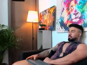 Chaturbate Live Sex Cam of naughty_dominant