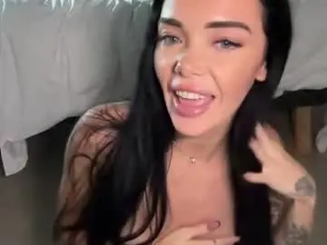 Chaturbate Adult Video Chat of paigemckinnon