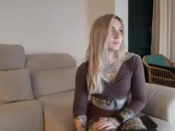 Chaturbate Best live sex cam show of tattoobbgirl