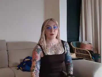 Chaturbate Best live sex cam show of tattoobbgirl