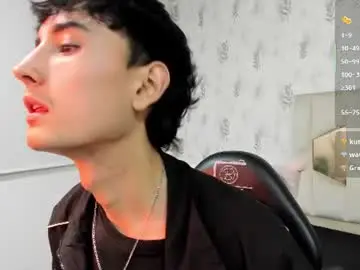 Chaturbate Best live sex cam show of eidan_tay