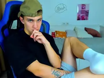 Chaturbate Free Live Porn of frank_mooree