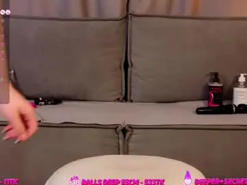 Chaturbate Live Sex Cam of lana_lee_