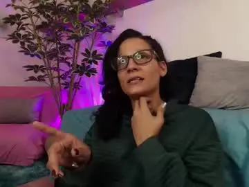 Chaturbate Nude Webcam of elliee1