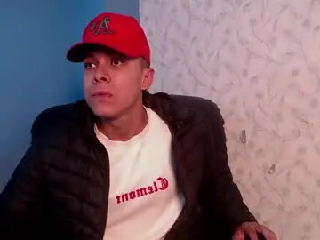 Chaturbate Adult Video Chat of enzo_valentinou