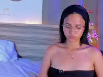 Chaturbate Adult Video Chat of evalune_