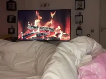 Chaturbate Nude Webcam of kiradivine