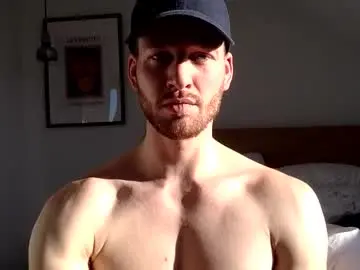 Chaturbate Adult Video Chat of frozenyoga