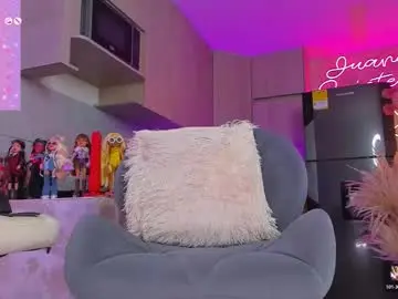 Chaturbate Live Sex of juana18quintero