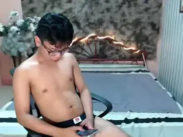 Chaturbate Watch Live Sex Cams of urdreamboy_doms