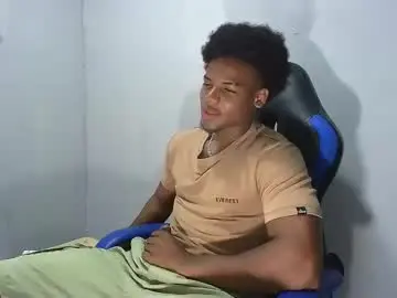 Chaturbate Live Sex of black_dicck