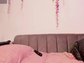 Chaturbate Sex Cam of chloe_peach_