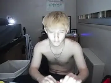 Chaturbate Adult Webcam of hungcollegeboy7002