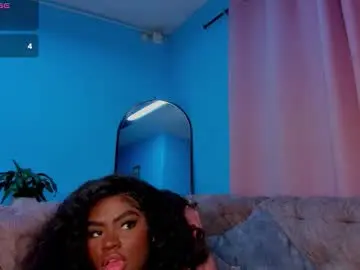 Chaturbate Sex Chat of isabellabroms21