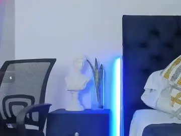 Chaturbate Live Porn of marcus_moreno