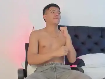 Chaturbate Best live sex cam show of marcus_moreno