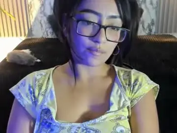 Chaturbate Adult Video Chat of valkyfoxxx
