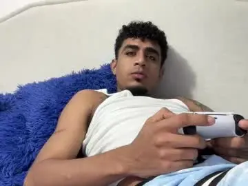 Chaturbate Free Live Porn of dominic_brand