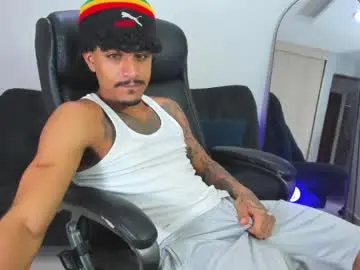 Chaturbate Sex Cam of dominic_brand