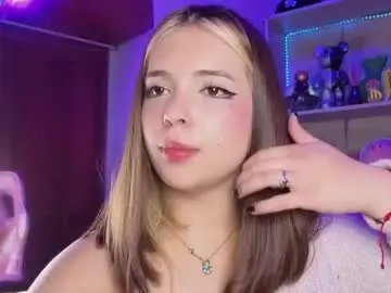 Chaturbate Free Porn Cam of emilykarterr
