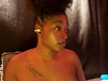 Chaturbate Adult Webcams of miaknox