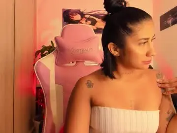 Chaturbate Best live sex cam show of saratukkerr