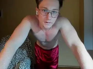 Chaturbate Live Sex Cam of deni_boy99