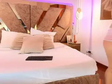 Chaturbate Adult Video Chat of emma_cook_