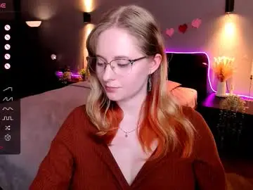 Chaturbate Adult Video Chat of sheslinki