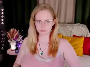 Chaturbate Adult Video Chat of sheslinki