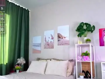 Chaturbate Nude Webcam of _curlydream_