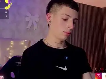 Chaturbate Adult Webcam of dante_tay1