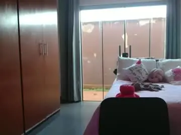 Chaturbate Free Live Porn of hot_wiffe