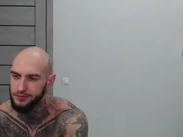 Chaturbate Live Sex Cam of maxi_foxxx