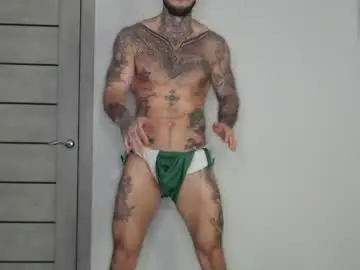 Chaturbate Adult Video Chat of maxi_foxxx