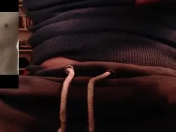 Chaturbate Live Porn of robby66_56