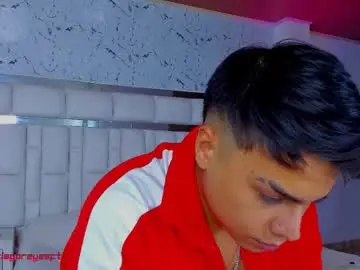 Chaturbate Sex Cam of santiagoreyesft