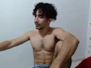 Chaturbate Live Sex Cam of caius_fox