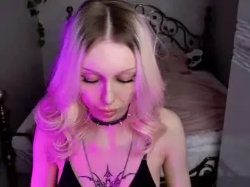 Chaturbate Live Sex Cam of ghost_girlyy