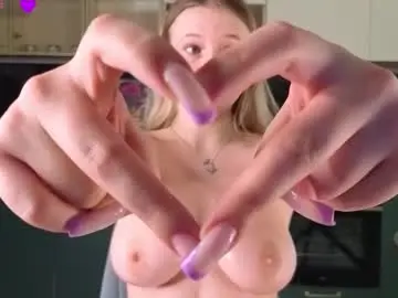 Chaturbate Best live sex cam show of emilyhewell