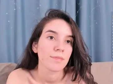 Chaturbate Free Porn Cam of hillaryaveles