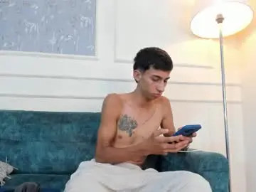 Chaturbate Sex Chat of lucian_davi