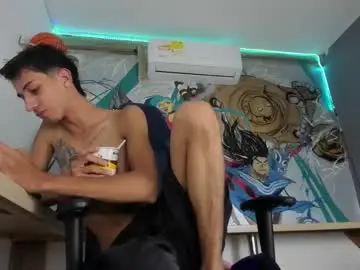 Chaturbate Live Sex Cam of lucian_davi