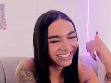Chaturbate Live Sex of tinaqueen_