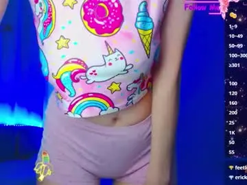 Chaturbate Best live sex cam show of emelycrystal