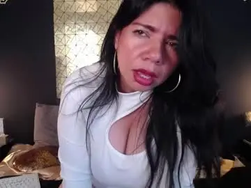 Chaturbate Free Live Porn of kinkyy_mom