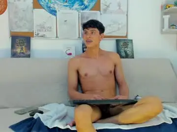 Chaturbate Watch Live Sex Cams of loganoficialx