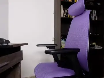 Chaturbate Live Sex Cam of alex_connorr