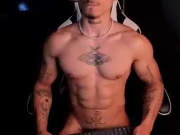 Chaturbate Live Sex Cam of thomas_fit1